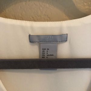 H&M Tops - H&M Blouse- good quality!!! H&M Tops - H&M Blouse- good quality!!!